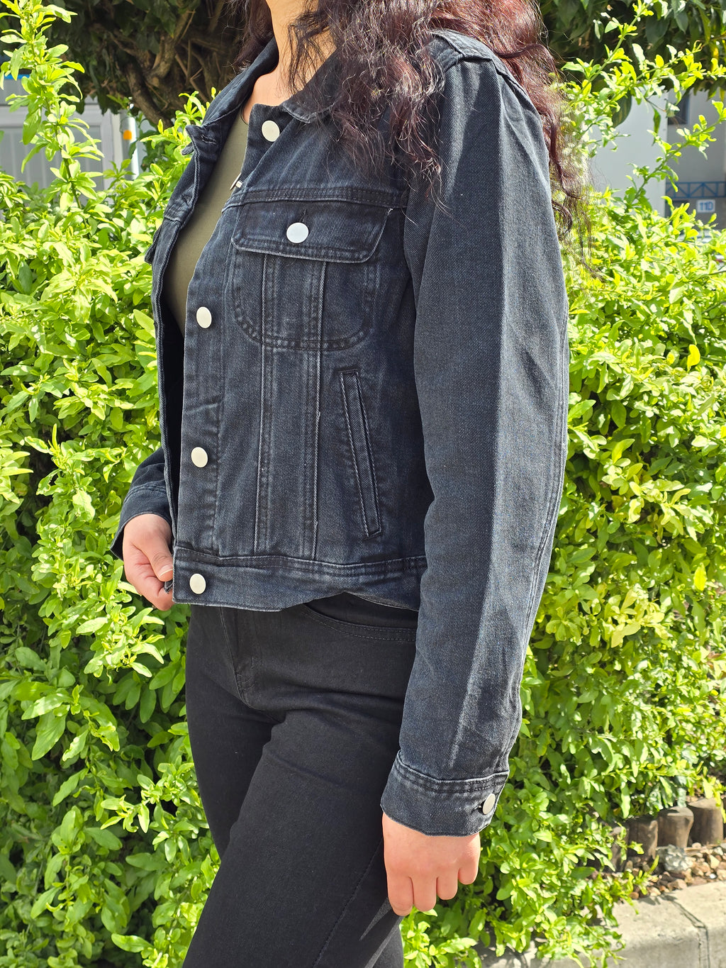 Short Semi-Baggy Denim Jacket – Casual Streetwear Layer