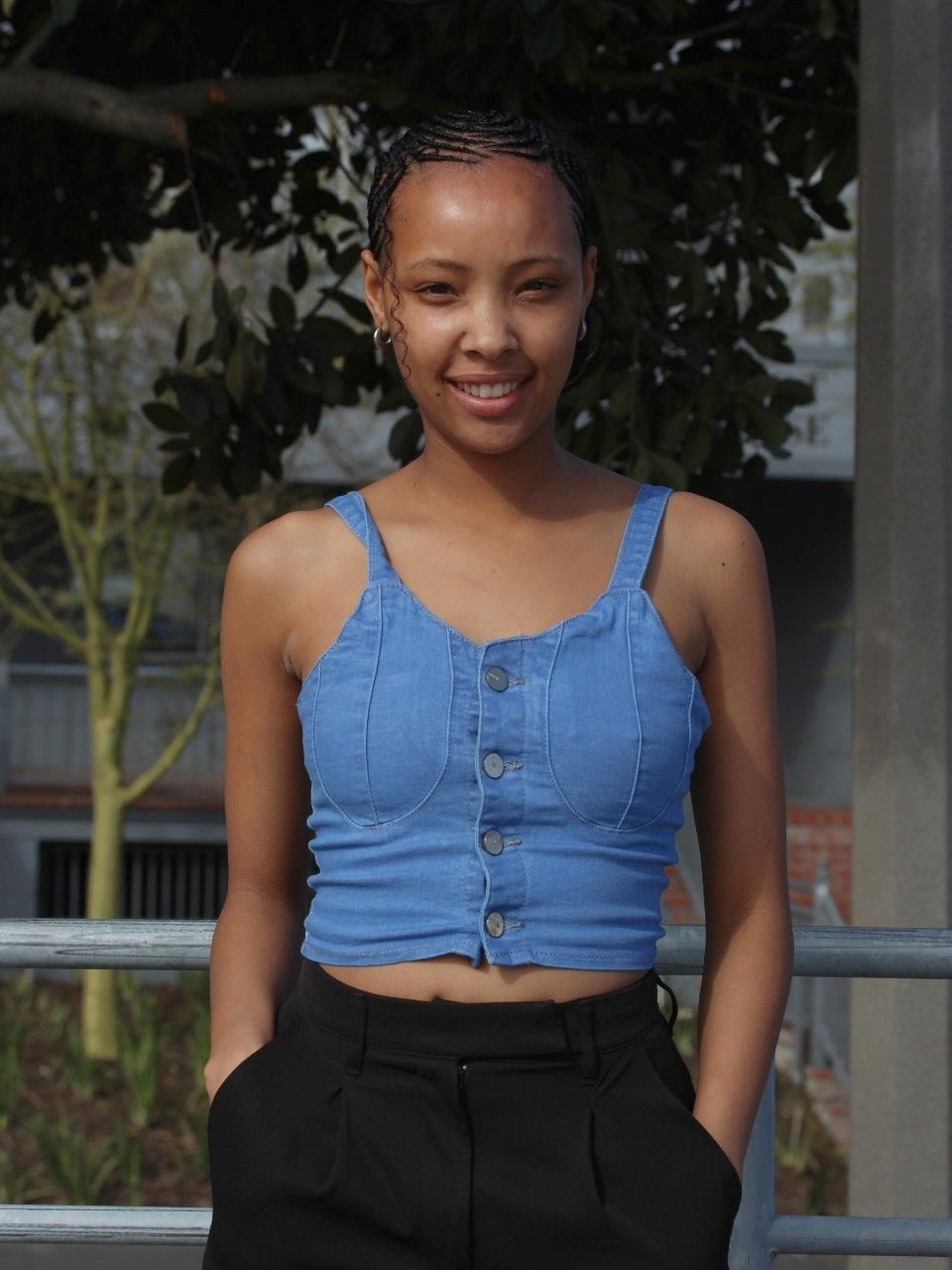 Button-Up Denim Crop Top –  Blue | Trendy Sleeveless Bustier
