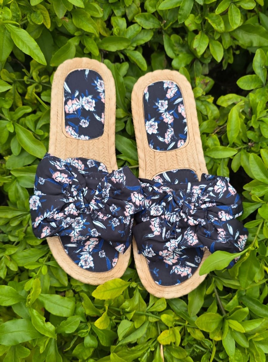 Floral Bow Slip-On Sandals – Casual Summer Flats