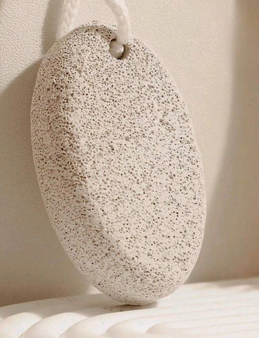 Natural Pumice Foot Stone With Rope – 1PC