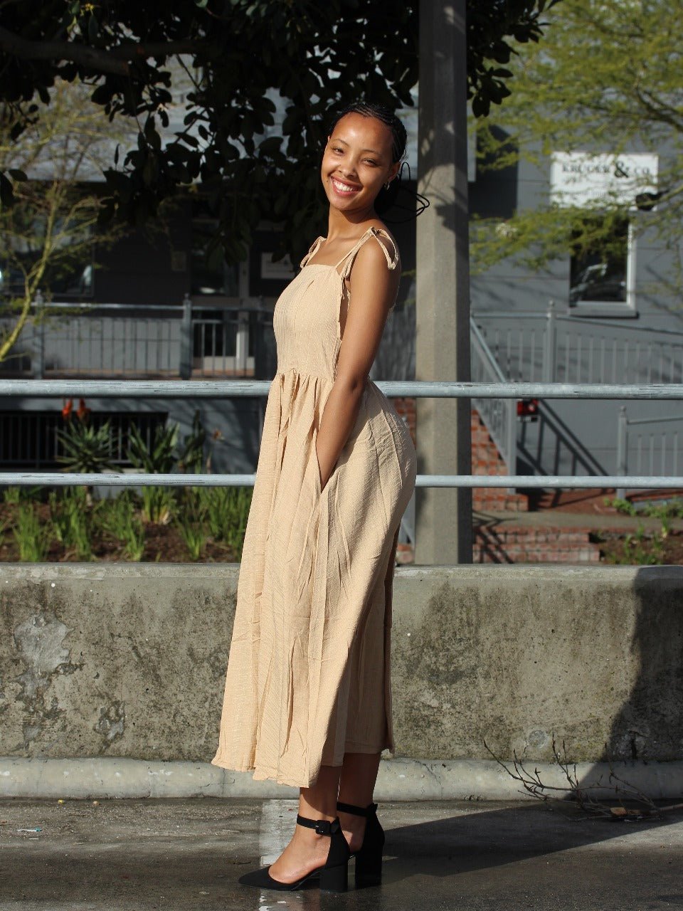 Minimalist Tie Strap Midi Dress