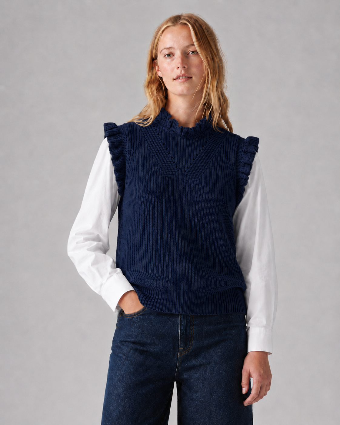 Cute Ruffle Knitted Top with Integrated Long Sleeves