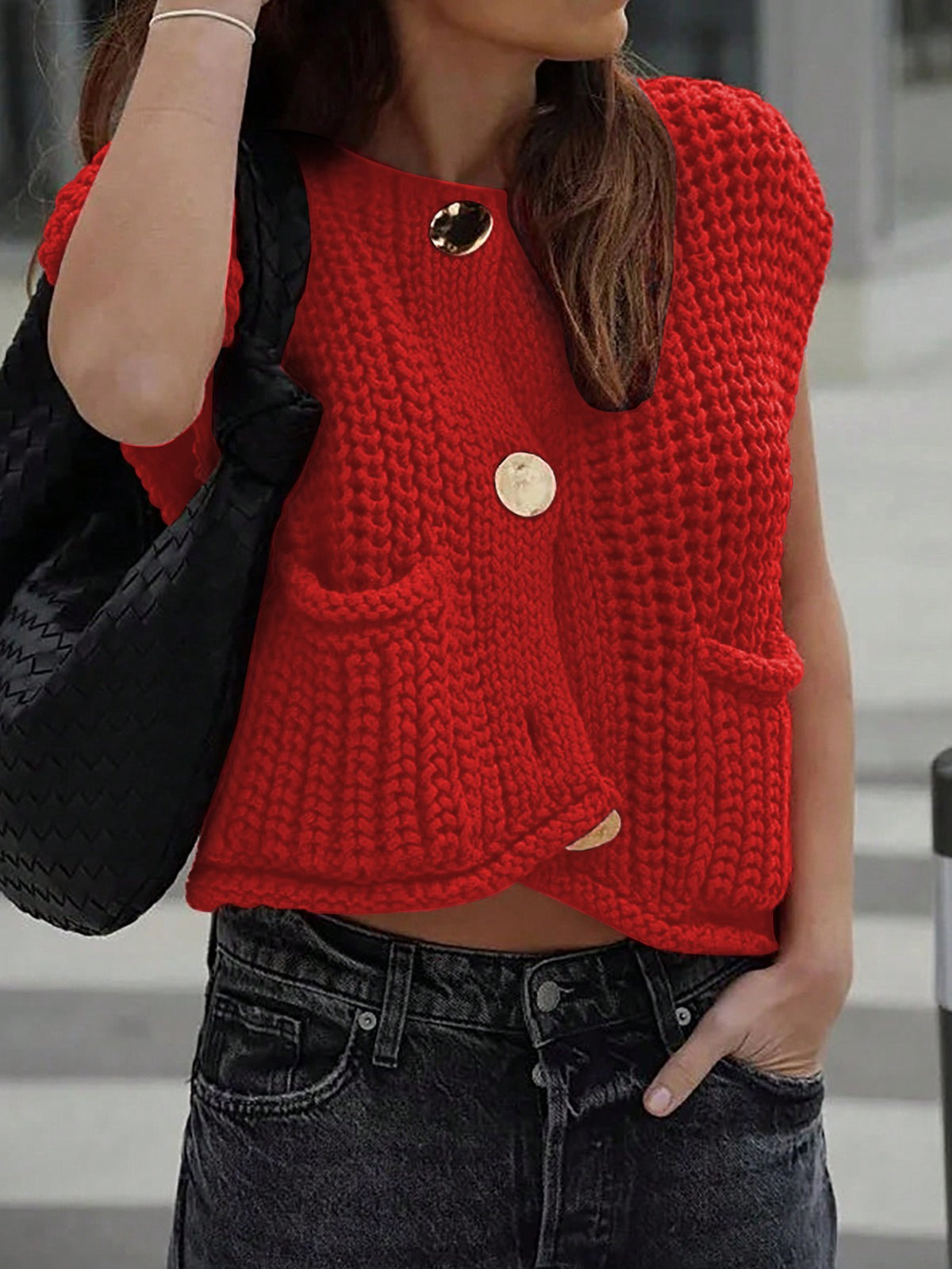 Knitted Sleeveless Cardigan with Front Pockets