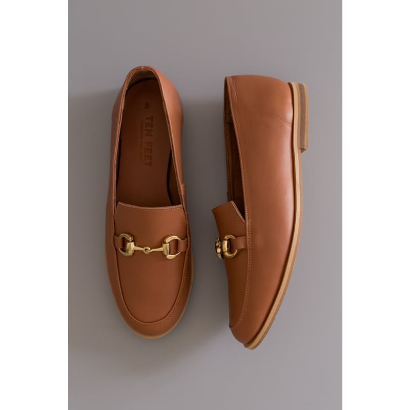 Classic Metal Detail Loafers – Elegant Slip-On Smart Casual Shoes