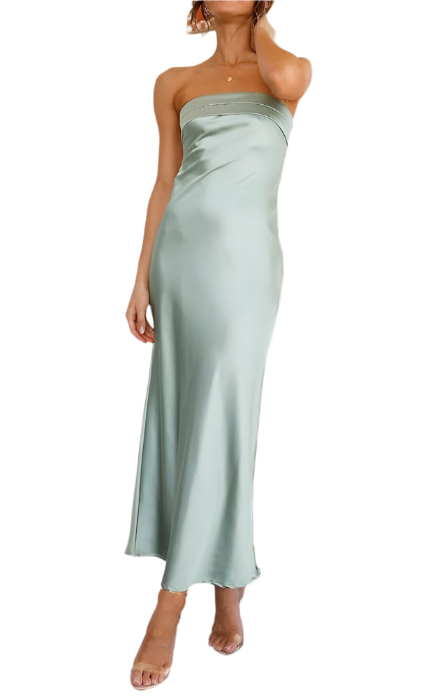 Glamorous Satin Bodycon Dress – Luxe Shine & Flattering Fit