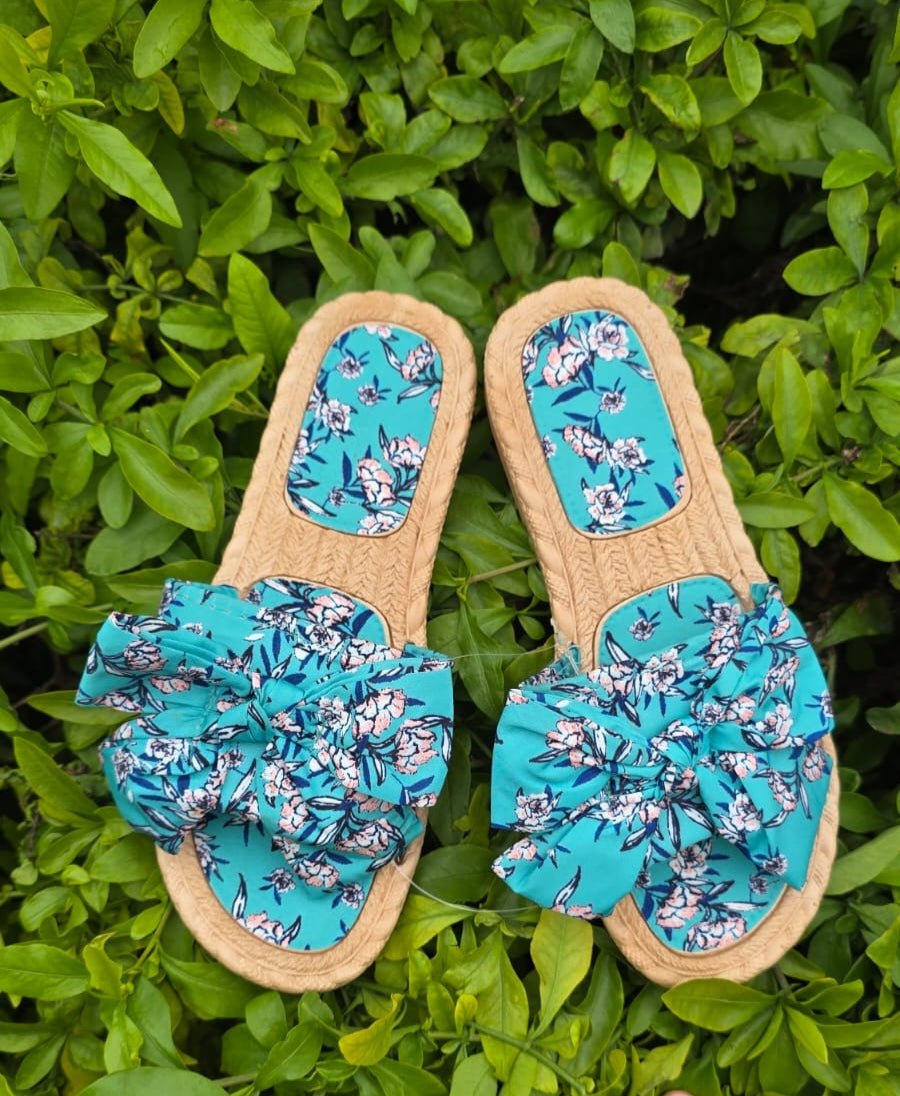 Floral Bow Slip-On Sandals – Casual Summer Flats