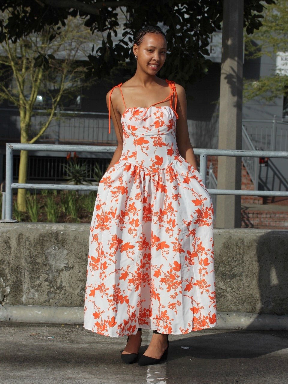 Tie Strap Sweetheart Maxi Dress