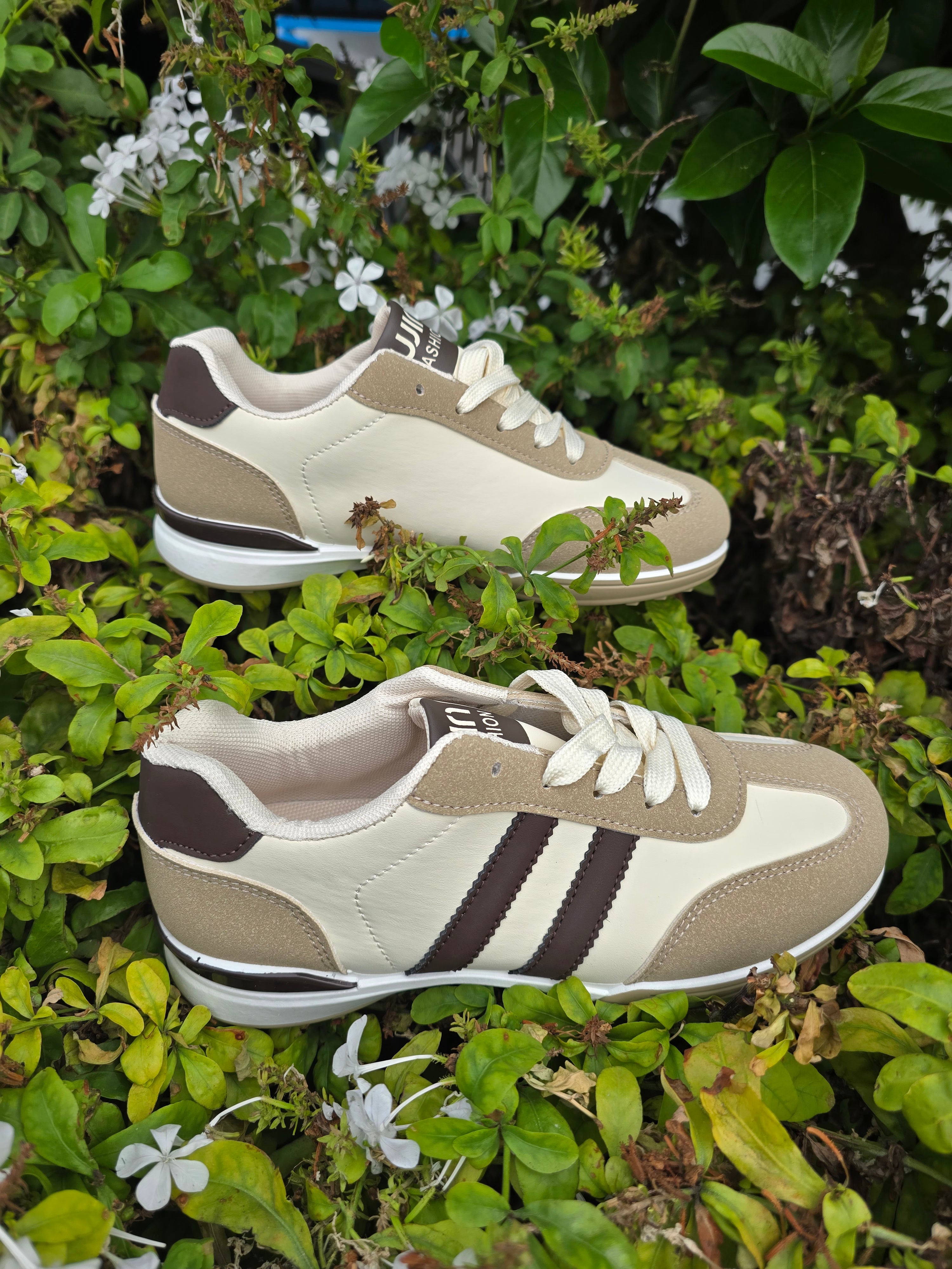 Women’s Casual Sport Sneakers – Comfortable Lace-Up Shoes