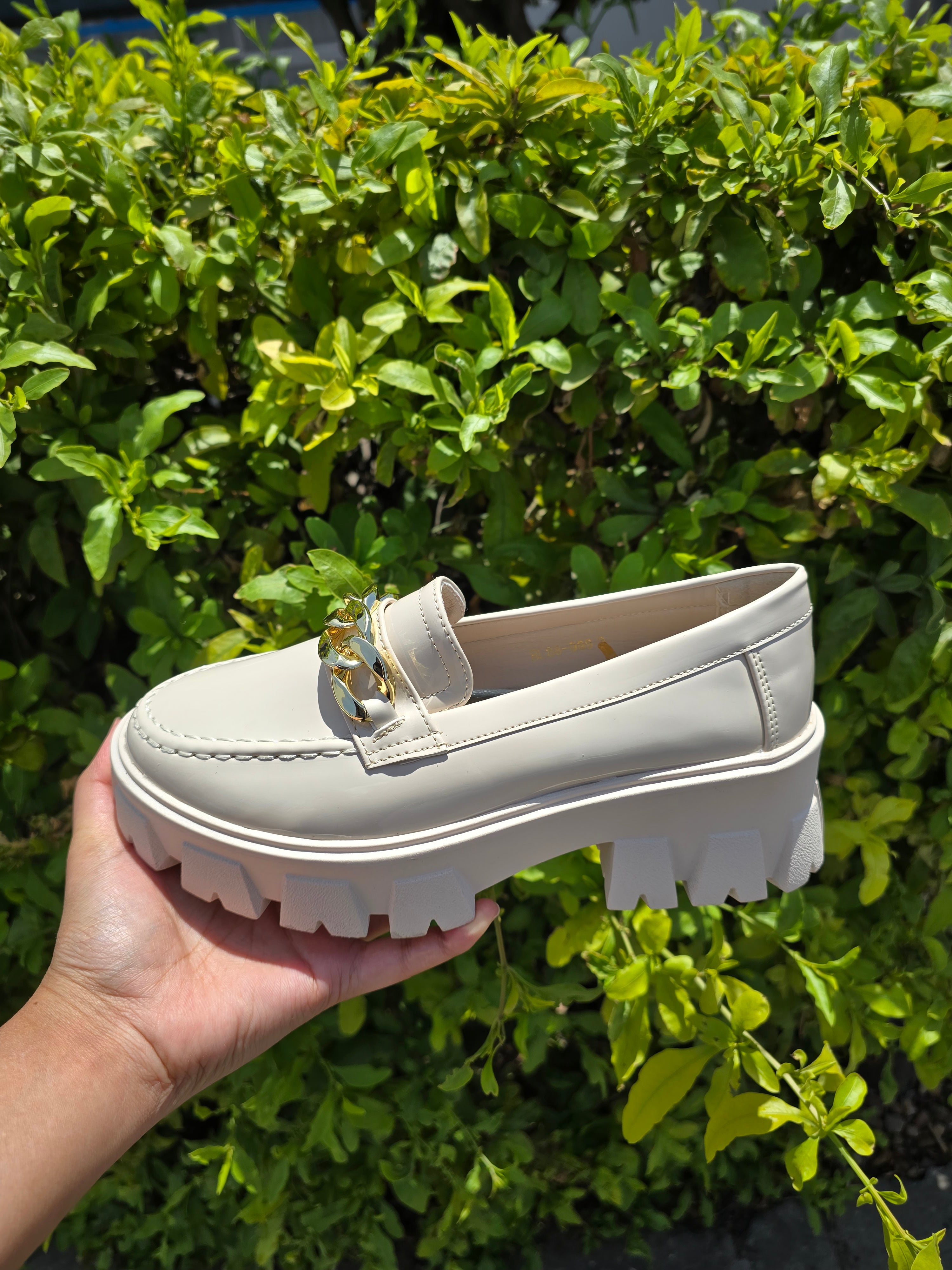 Chunky Chain Detail Platform Loafers