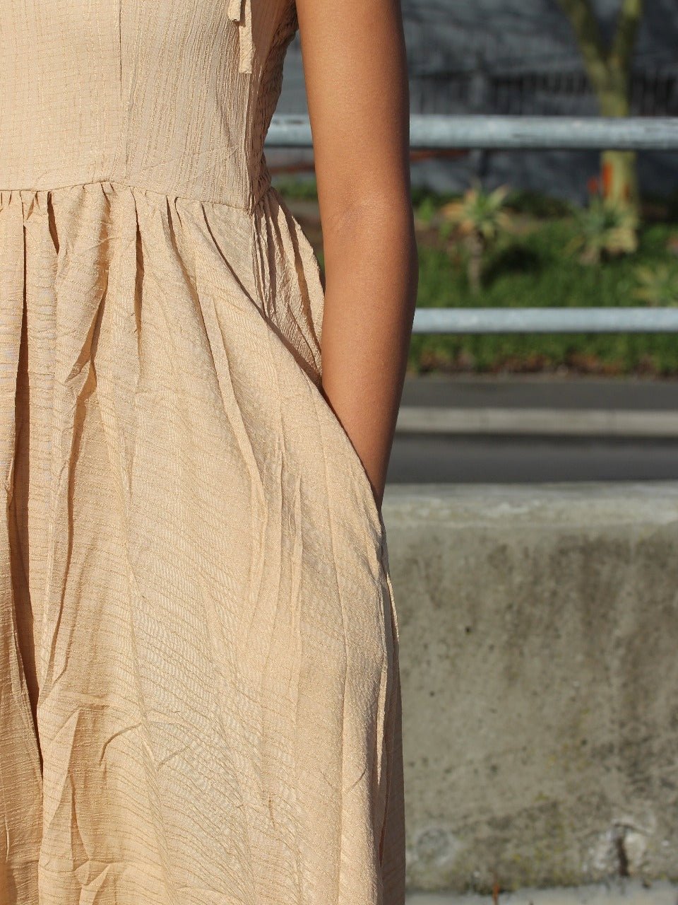 Minimalist Tie Strap Midi Dress