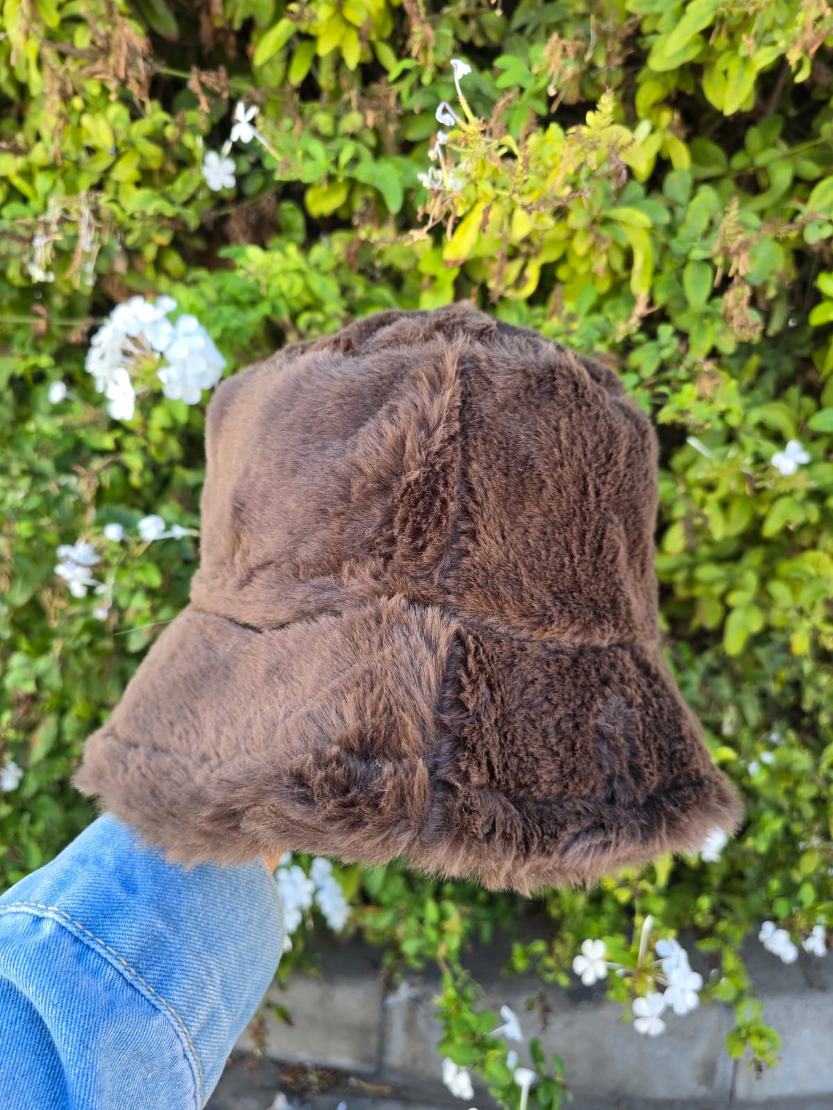 Plush Alo Style Bucket Hat