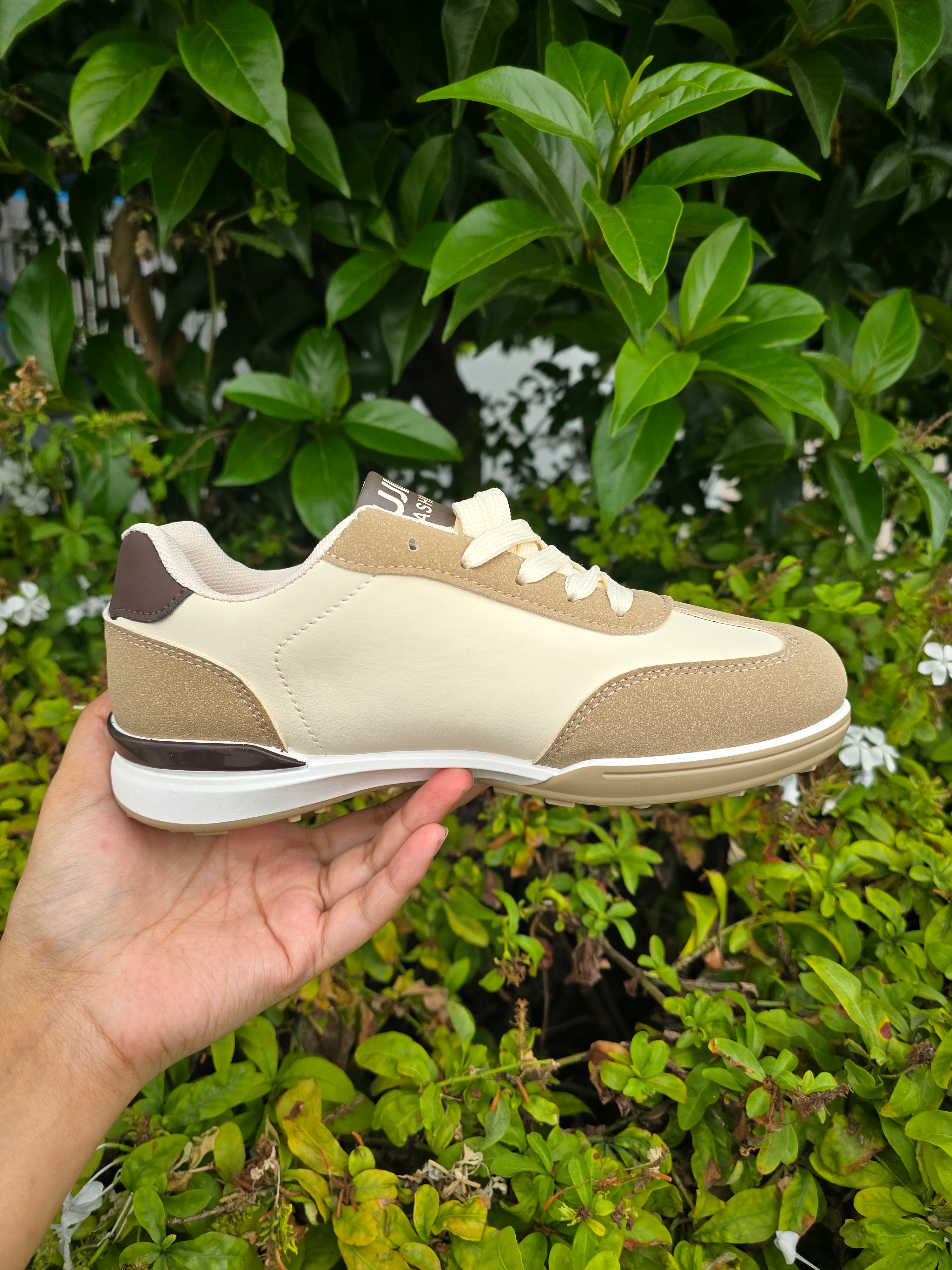 Women’s Casual Sport Sneakers – Comfortable Lace-Up Shoes