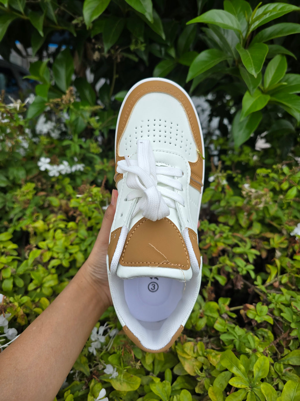 Women’s Casual Sneakers – Lace-Up Street Style Trainers