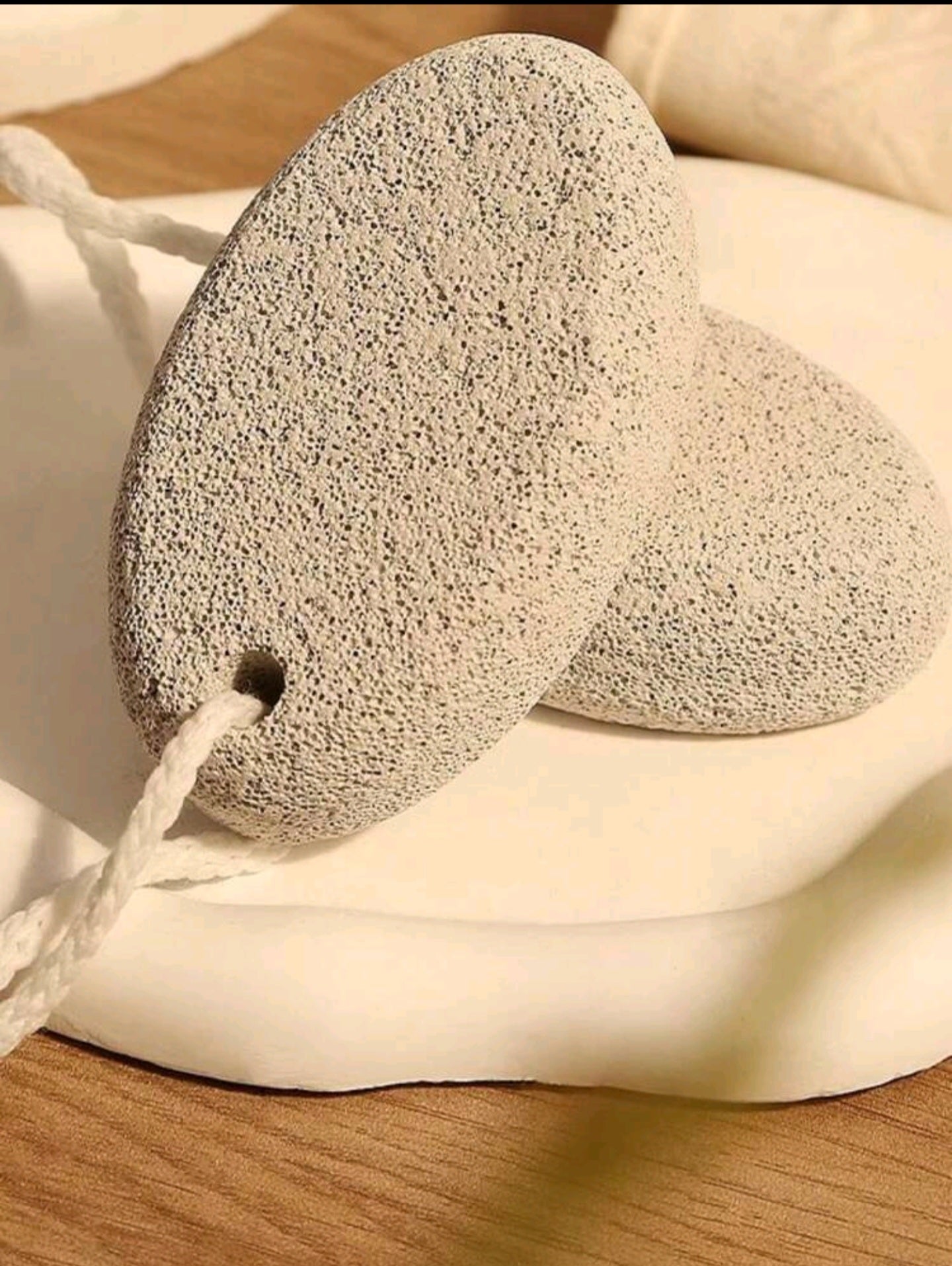 Natural Pumice Foot Stone With Rope – 1PC