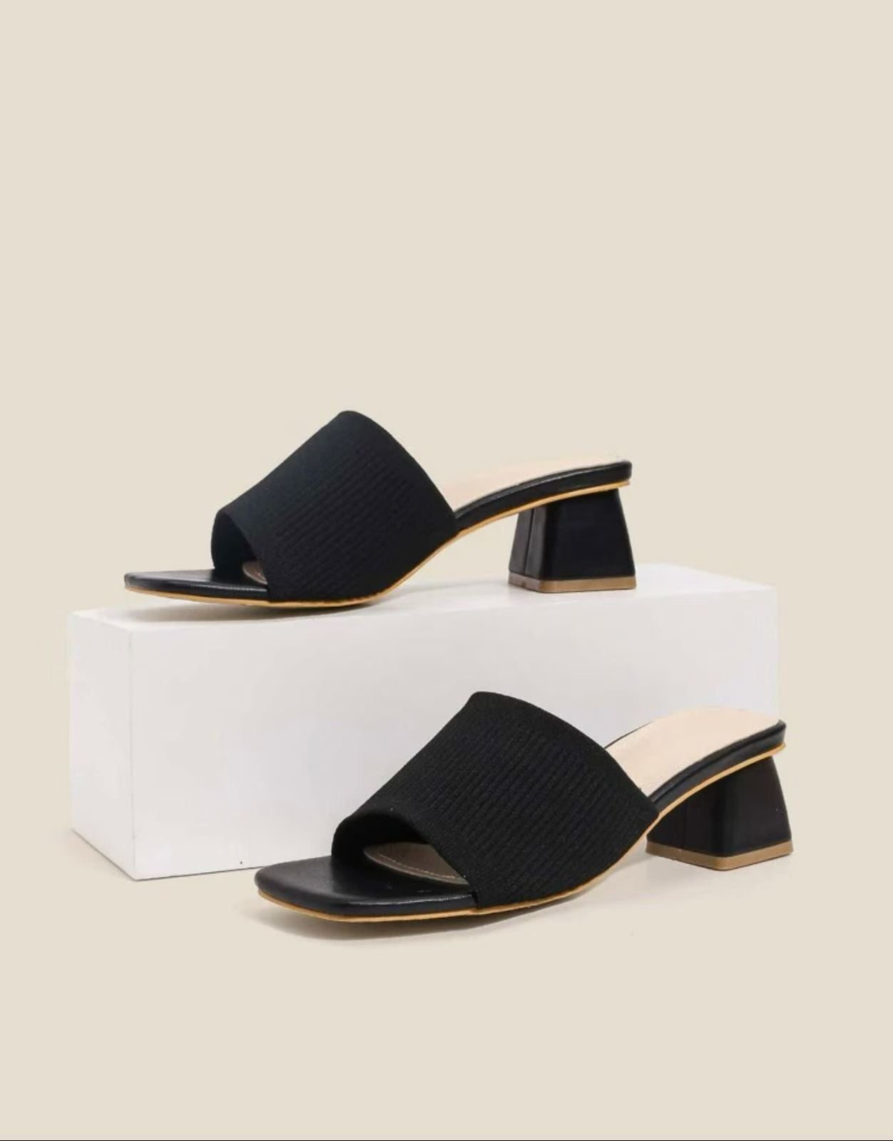 Open-Toe Block Heel Mules – Slip-On Mid-Heel Sandals