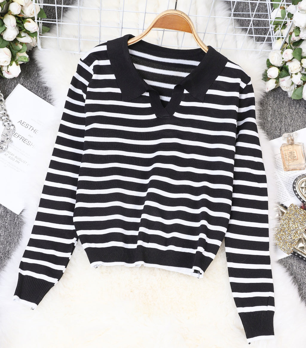 Striped Collar Knit Sweater for Women