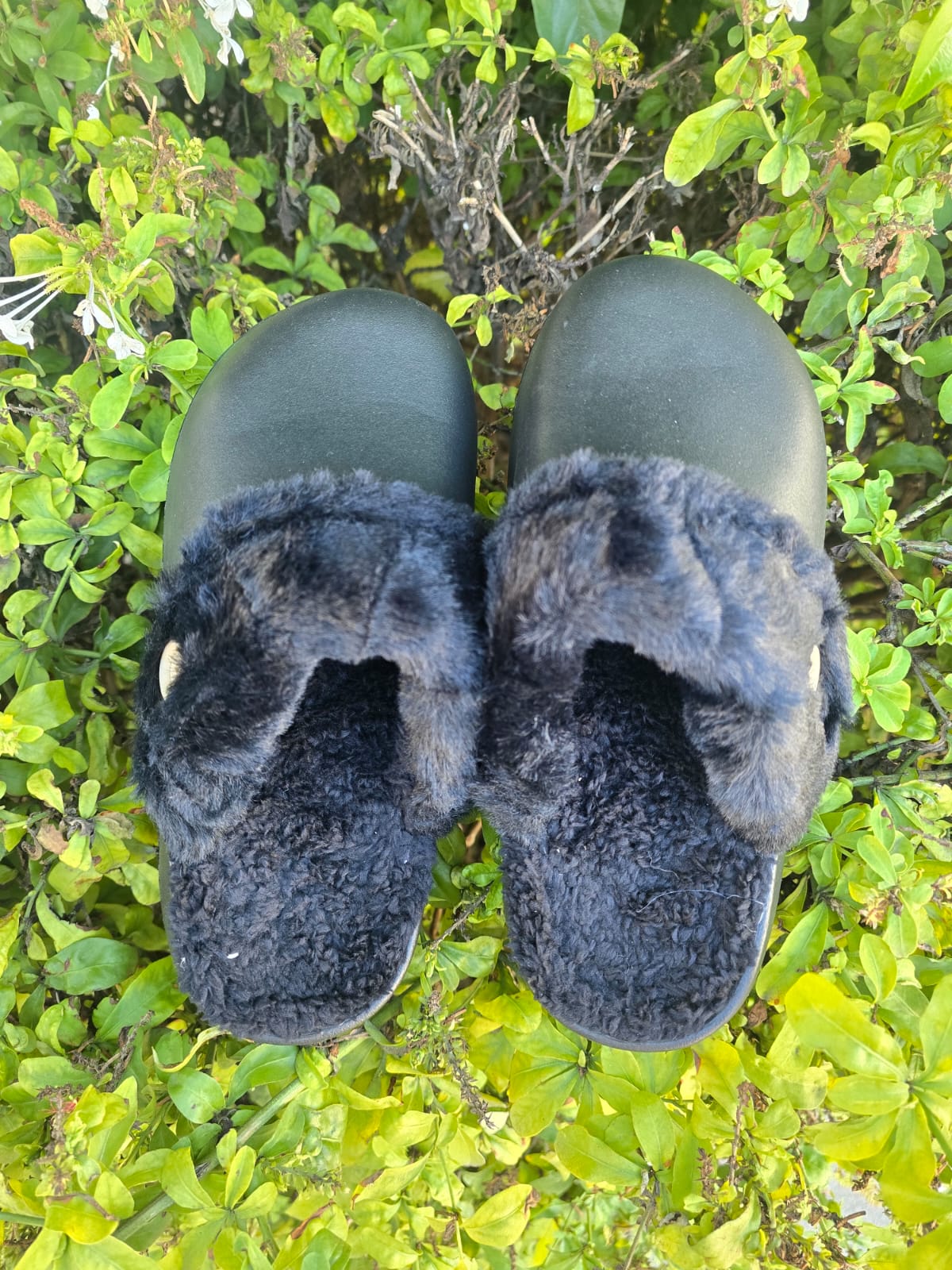 Fluffy Button Strap Platform Slippers