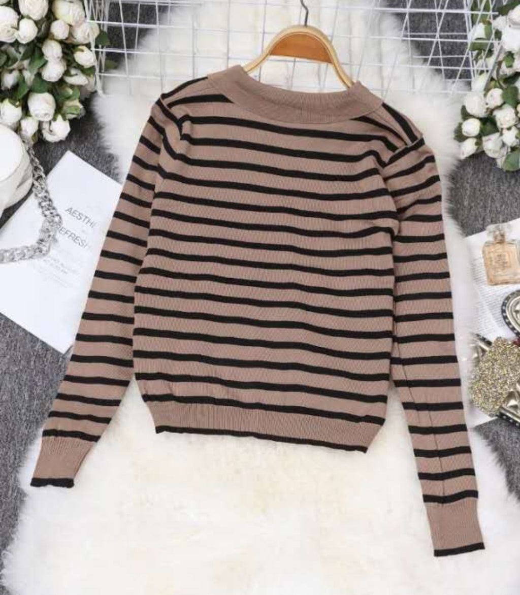 Striped Collar Knit Sweater for Women