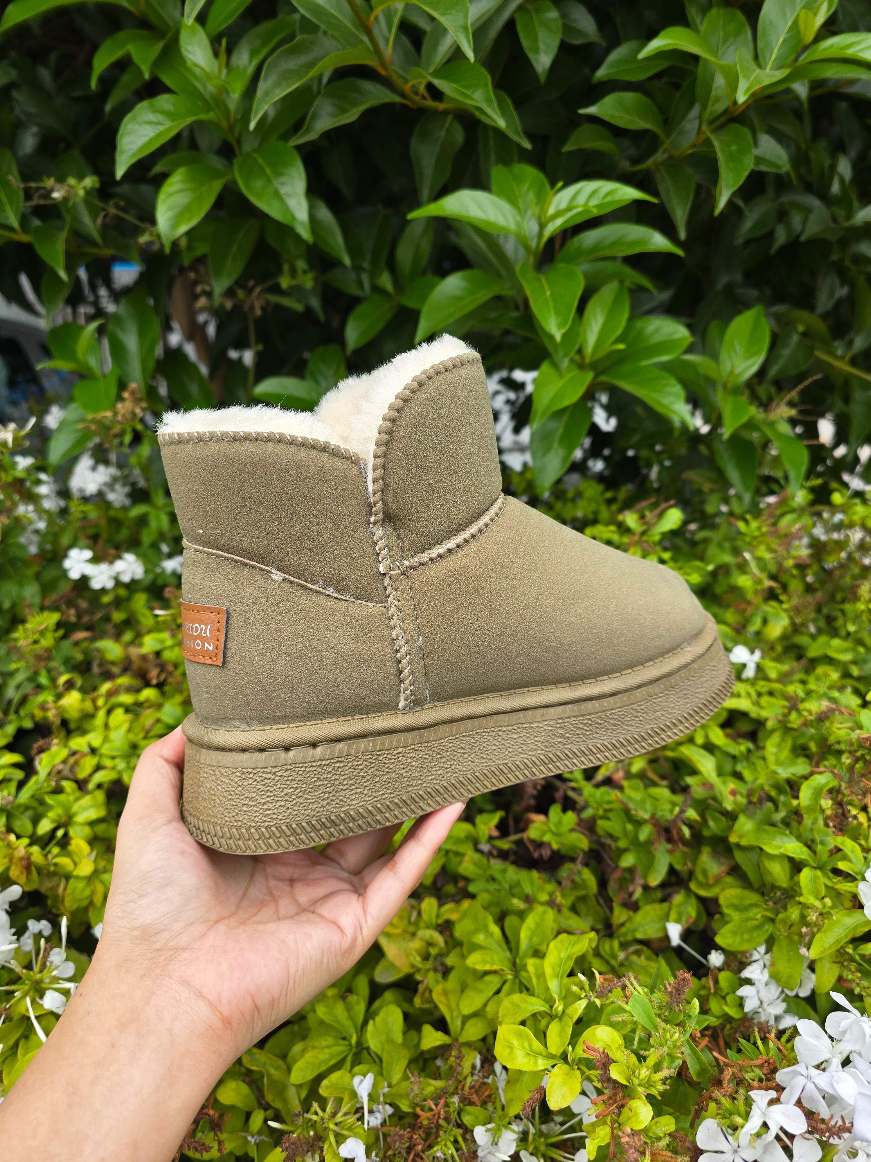 Women’s Fur Lined Winter Boots – Warm Casual Snow Ankle Boots