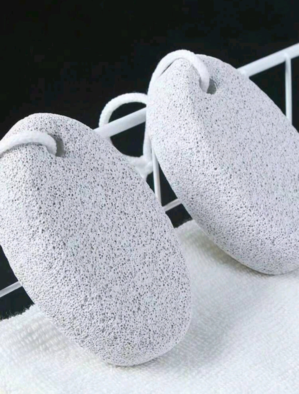 Natural Pumice Foot Stone With Rope – 1PC