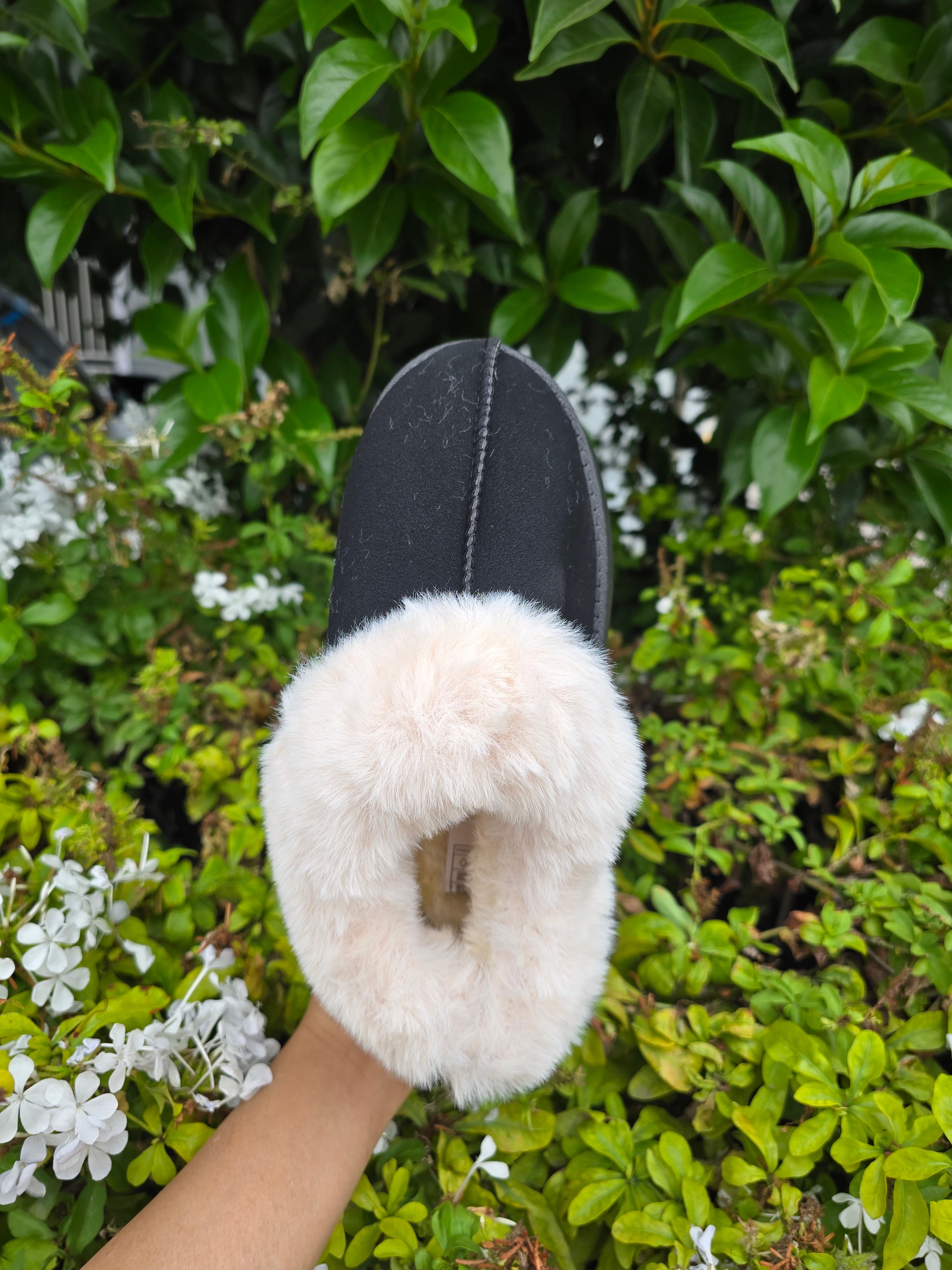 Women’s Faux Fur Platform Slippers – Cozy Winter Slip-On Shoes