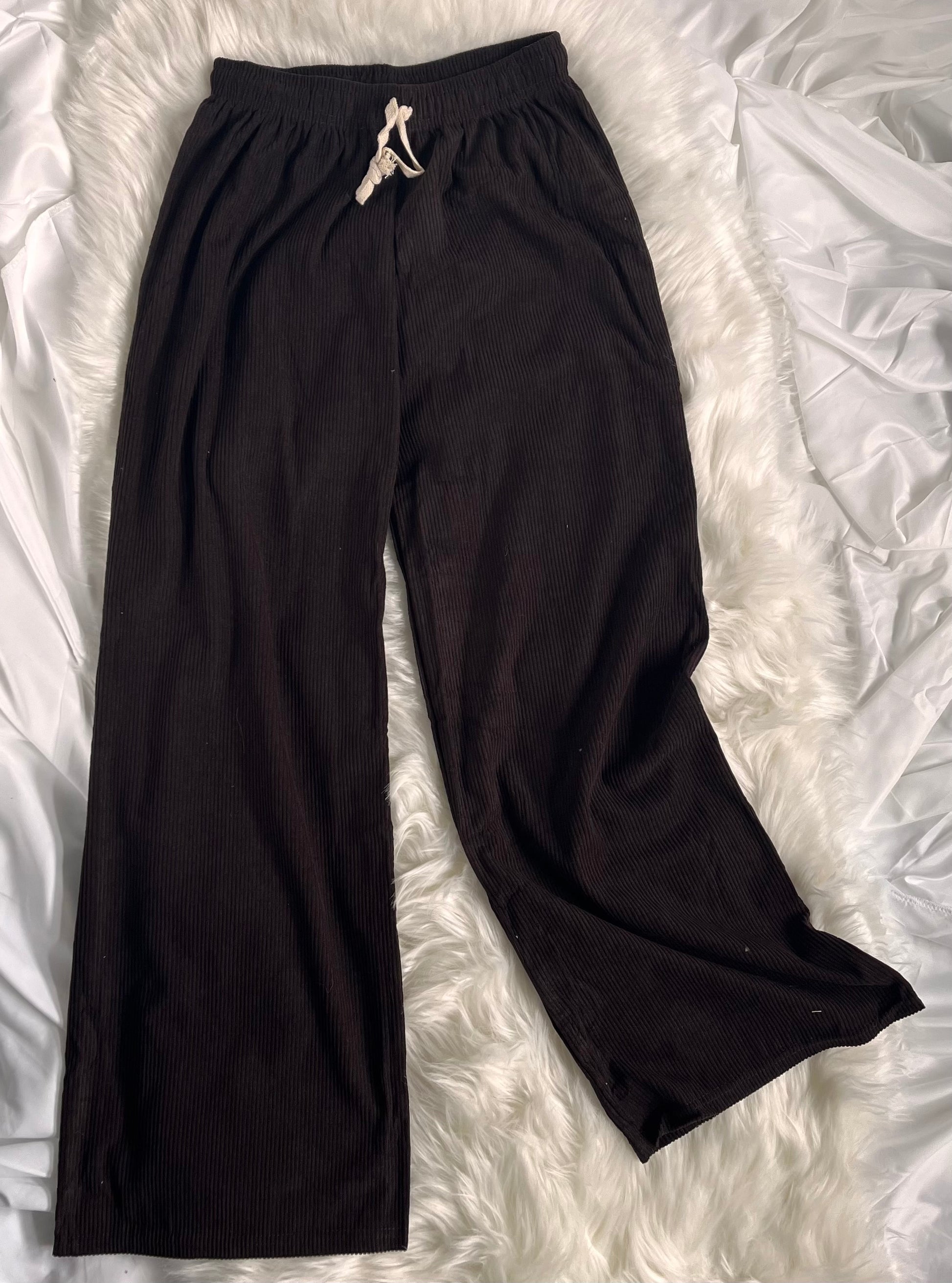 Straight Cut Loose Pants XD21